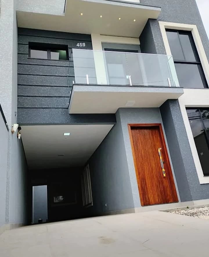 EXCELENTE SOBRADO NO IGUAÇU EM ARAUCÁRIA